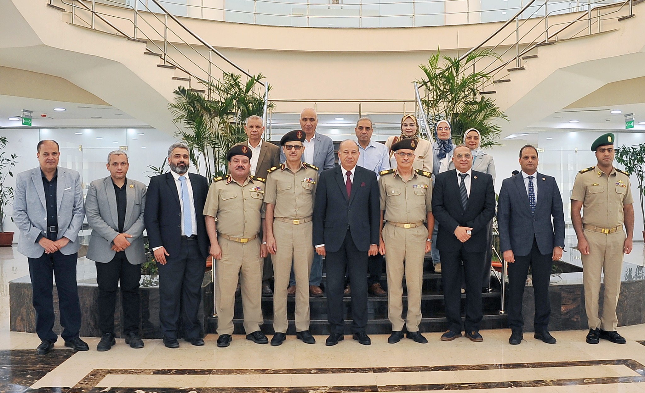جامعة المنصورة الأهلية توقع بروتوكول تعاون مع مركز البحوث الطبية والطب التجديدي