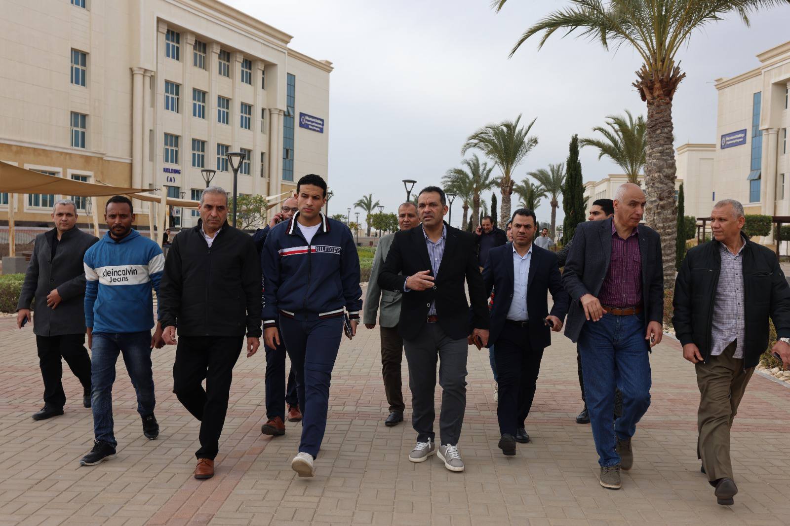 بعد توليه المنصب .. رئيس جامعة المنصورة الأهلية يتفقد المنشآت ويهنئ منسوبيها بعيد الفطر المبارك